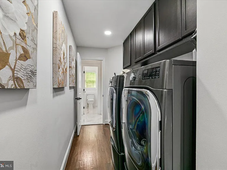743 Seneca Dr — Photo 28
