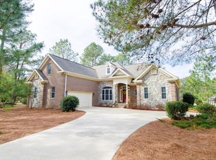 195 Ridgewood Rd, Pinehurst, NC 28374