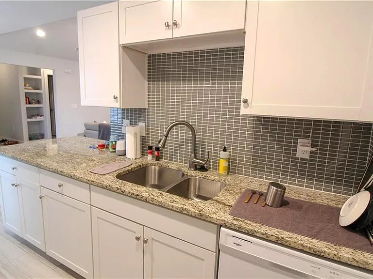 2101 Lemon Dr #B — Photo 6