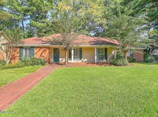 1512 Kristen Dr, Jackson, MS 39211