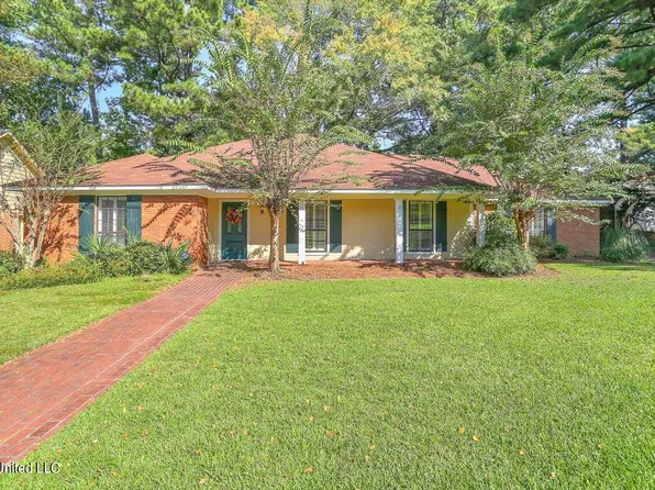 1512 Kristen Dr, Jackson, MS 39211
