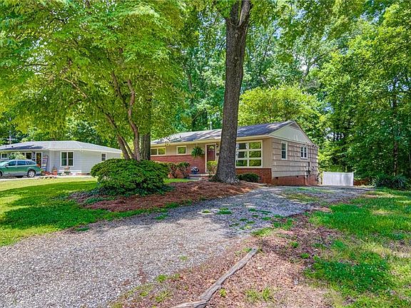 4th image of 2902 Dellwood Dr