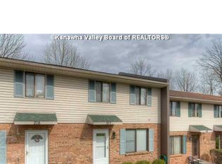 217 Walker Dr, Dunbar, WV