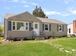 44 Ideal Ct, Warwick, RI 02818