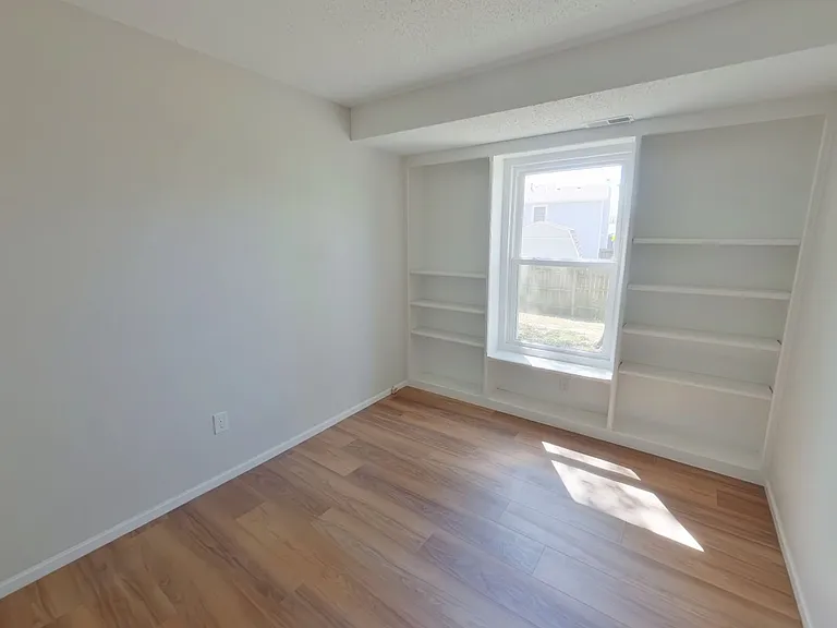 1717 S Cypress St — Photo 6