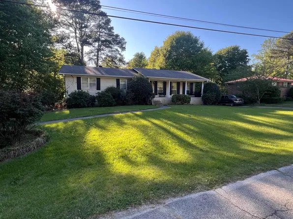 3325 Wentwood Cir, Adamsville, AL 35005