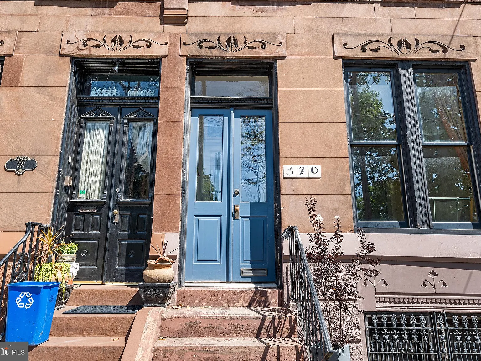 3 bed, 1785 sqft, $3,950 — Photo 3