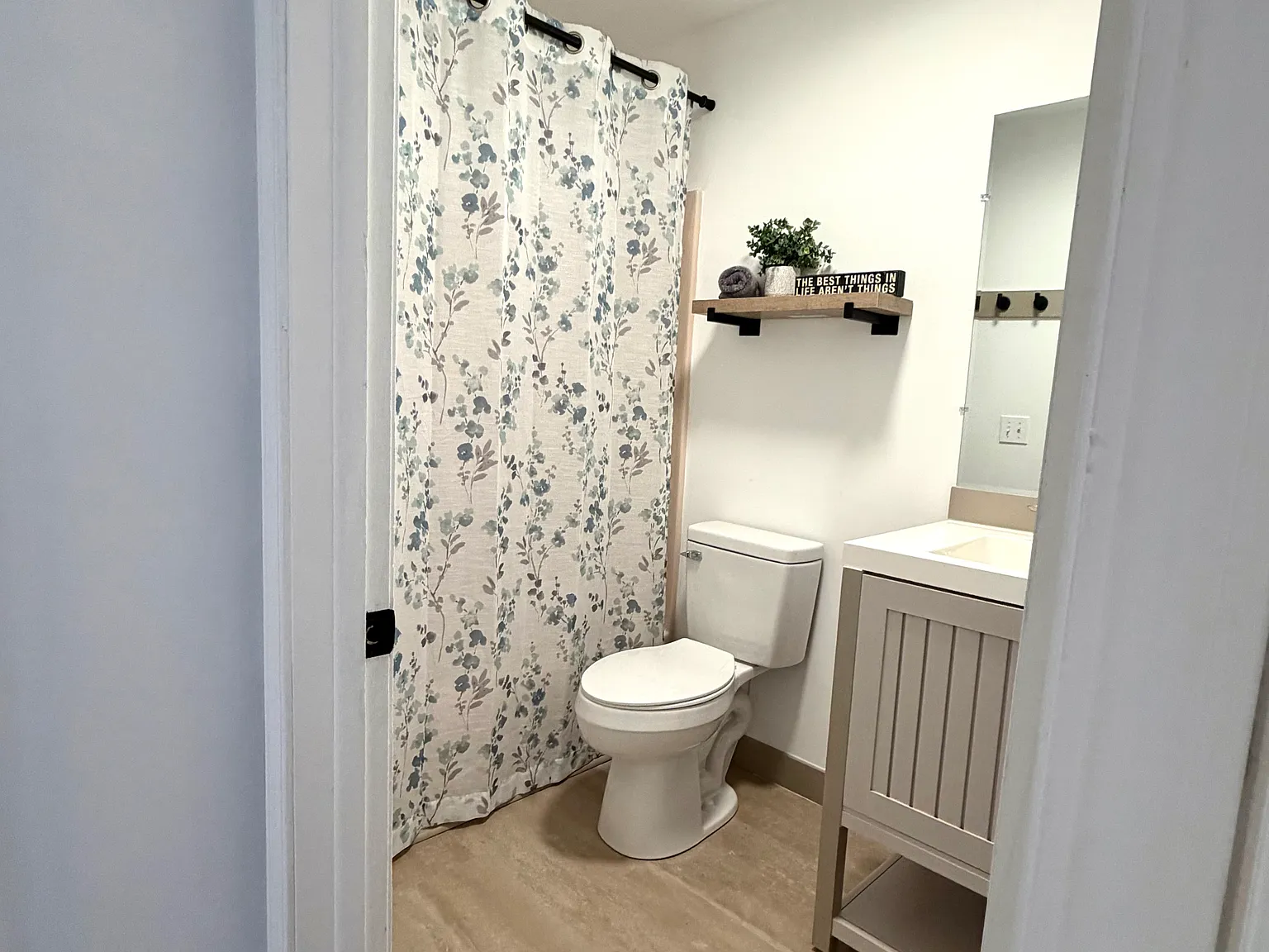 2 bed, 900 sqft, $925 — Photo 4