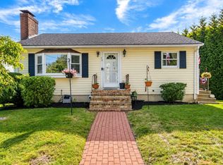 50 Hatherly Rd, Waltham, MA 02452