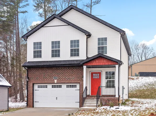 1237 Cardinal Creek Dr, Clarksville, TN 37040
