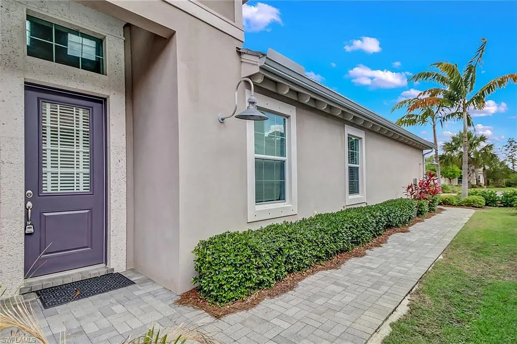2 bed, 2.0 bath, 1565 sqft, $4,500 — Photo 3