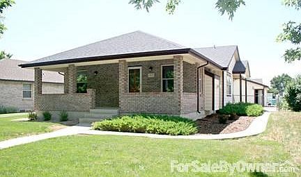 Northwest view
						:
						Relax and enjoy the outdoors in the covered front courtyard.