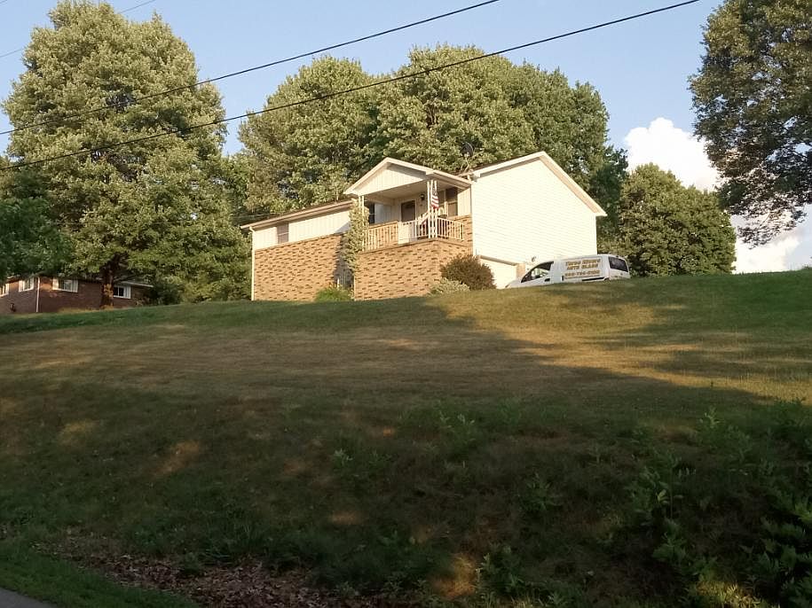 Rental is the back unit of this side by side duplex