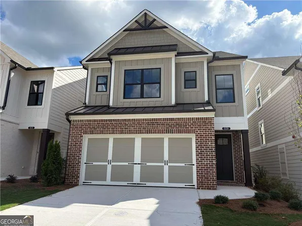 939 Crestmanor Dr, Marietta, GA 30008