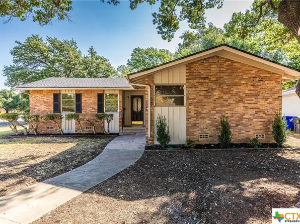 2141 Hermanson Dr, Waco, TX 76710