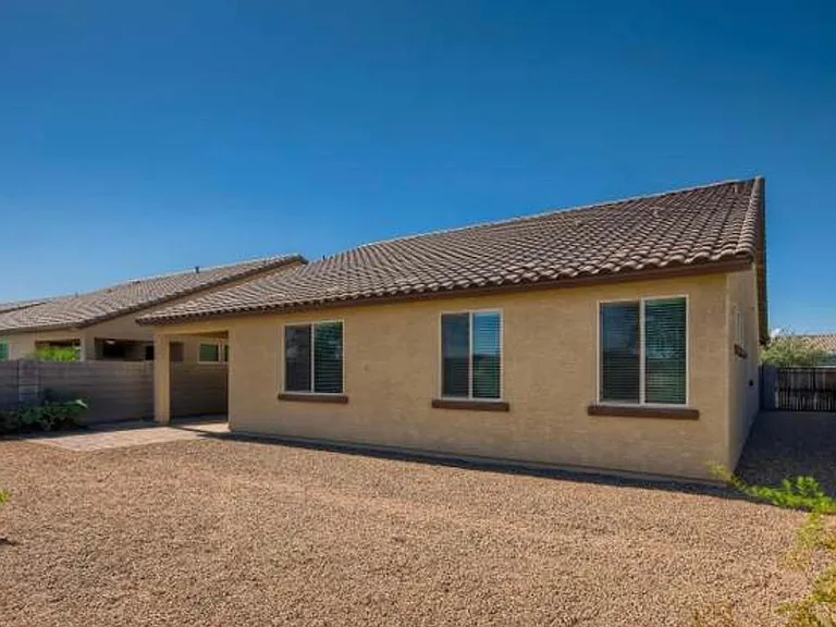 35359 N Donovan Dr — Photo 16