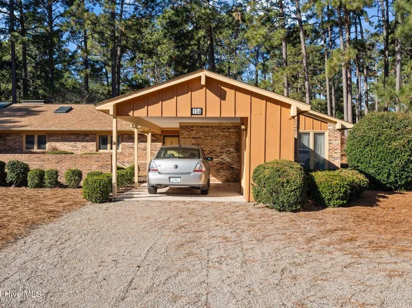 154 Knollwood Drive, Southern Pines, NC 28387