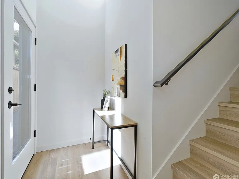 6920 Flora Ave S #B — Photo 2