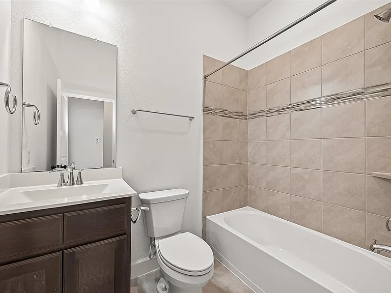 234 Amaranth Way — Photo 44