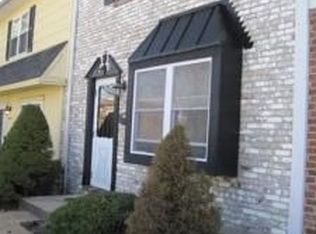 2548 Grayland Walk, Saint Louis, MO