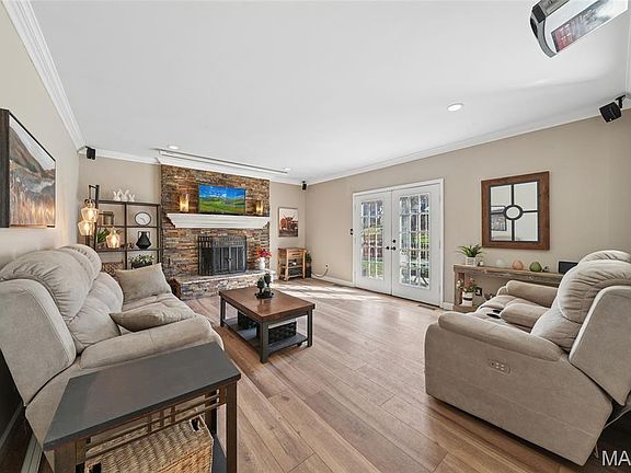 5th image of 2762 Barrett Station Rd