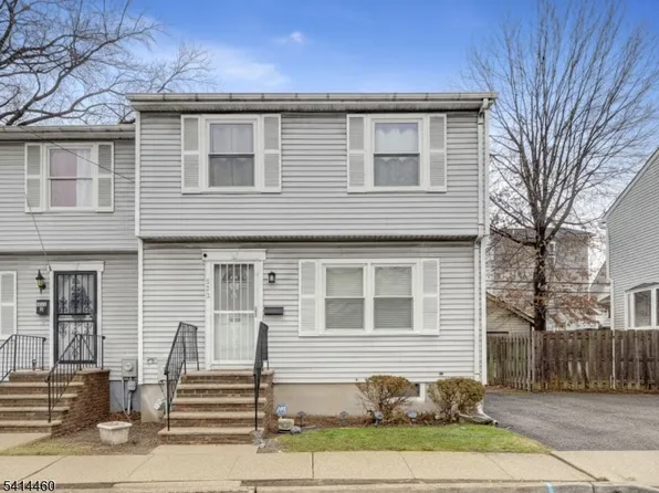 352A N Oraton Pkwy, East Orange City, NJ 07017