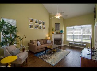 212 Diamond Pointe Dr, Maumelle, AR 72113