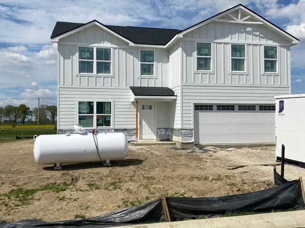 7172 Finley Creek Dr, Whitestown, IN 46075