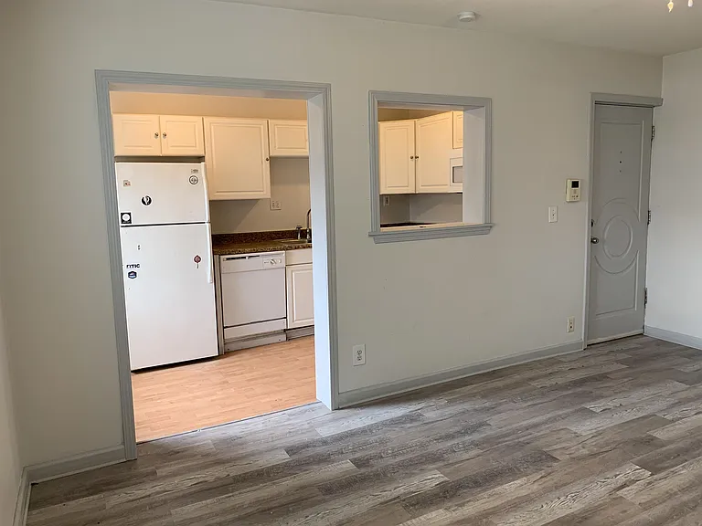 3401 Central St #101 — Photo 5