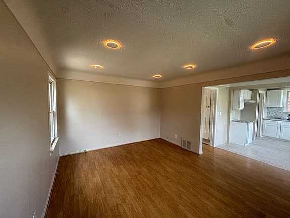 4th image of 7717 W Parkway St