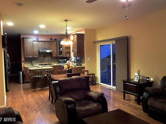 4th image of 21395 Lookout Dr
