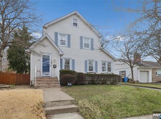 157 Somerset Rd, Norwood, NJ