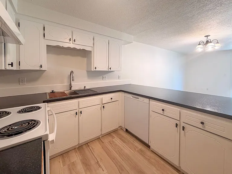 4507-4517 Boulder Dr SE — Photo 6