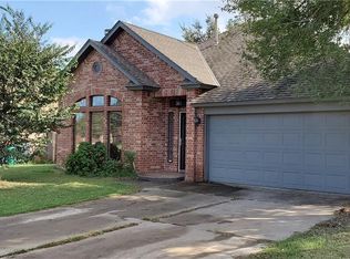 4712 SE 49th St, Del City, OK 73135