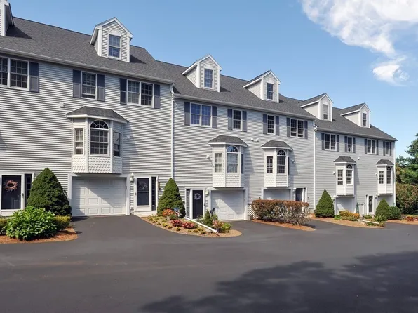 7 Waltham Dr Unit 7, Plainville, MA 02762