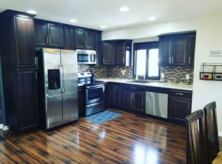 101 Maple Dr, Treynor, IA 51575