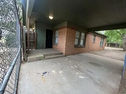 3 bed, 2.0 bath, 1475 sqft, $1,600 — Photo 3