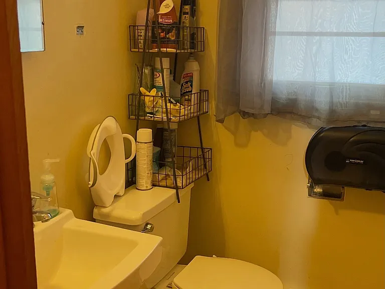 1685 Sunset Rd — Photo 2