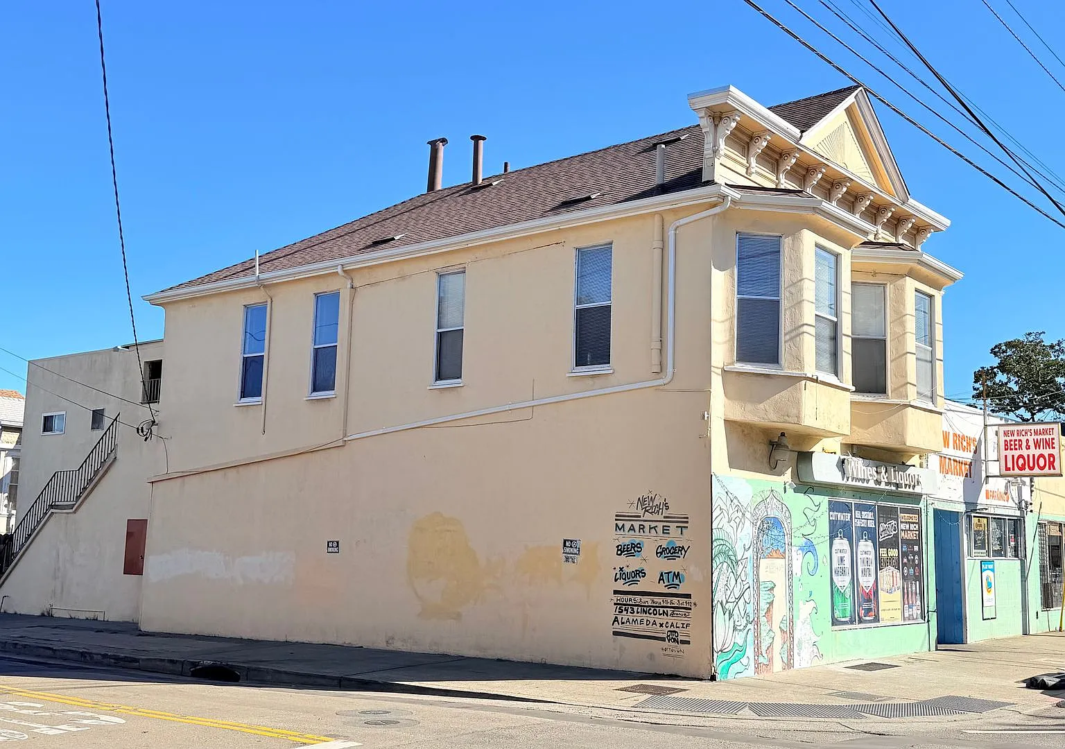 1545 Lincoln Ave - 30% Rental Fee — Photo 1