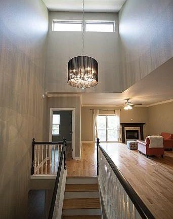 3rd image of 70 E Sycamore St #70