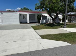 2117 Wellington Rd, West Palm Beach, FL 33409