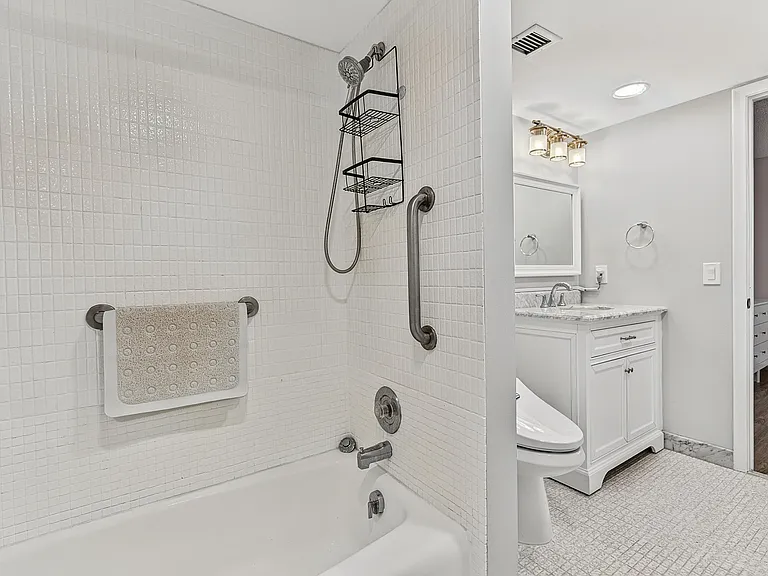 4 Royal Palm Way #3020 — Photo 25