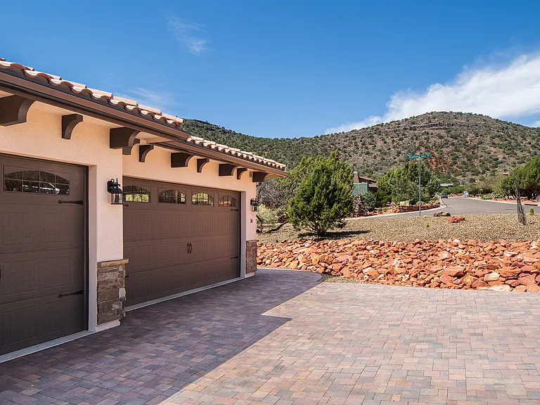 20 Crystal Sky Dr — Photo 5