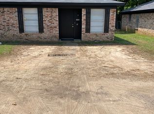 102 W Shofner Dr #A, Longview, TX 75604