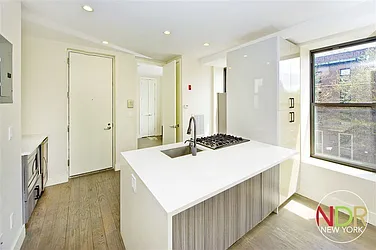 Rented by United Group