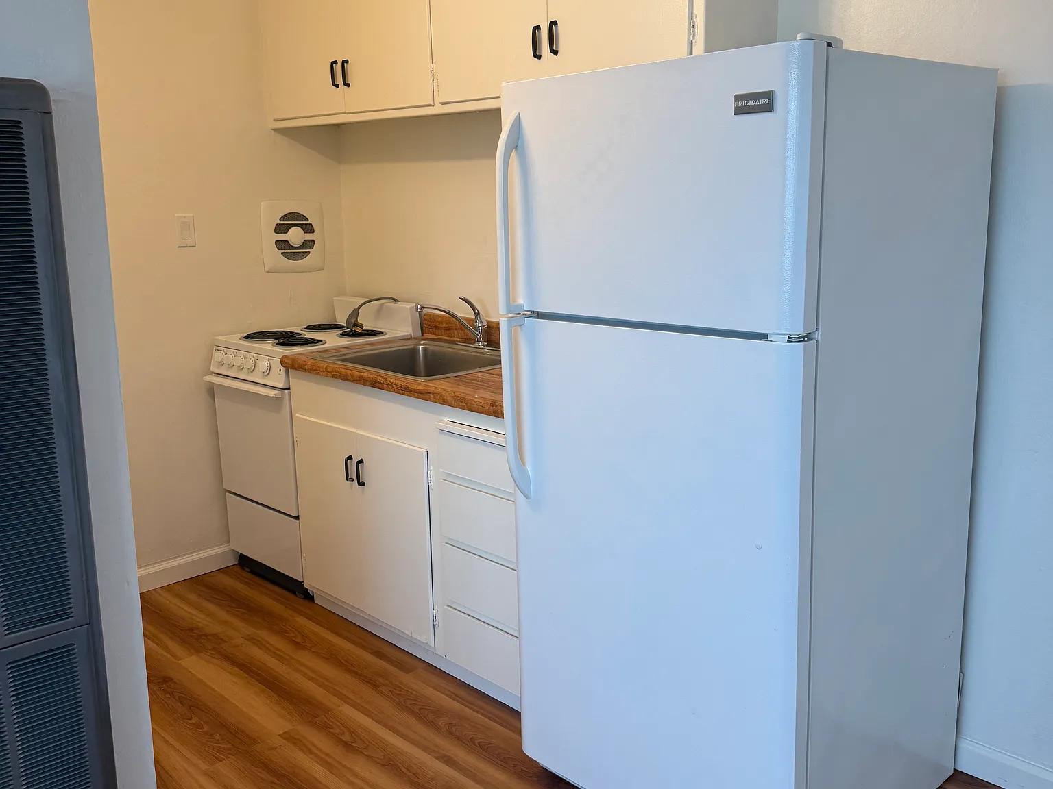1 bed, 500 sqft, $1,650 — Photo 3