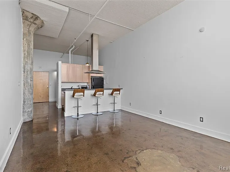 6533 E Jefferson Ave #604 — Photo 8