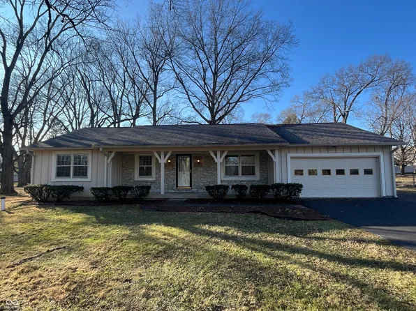 10020 Holaday Dr, Carmel, IN 46032