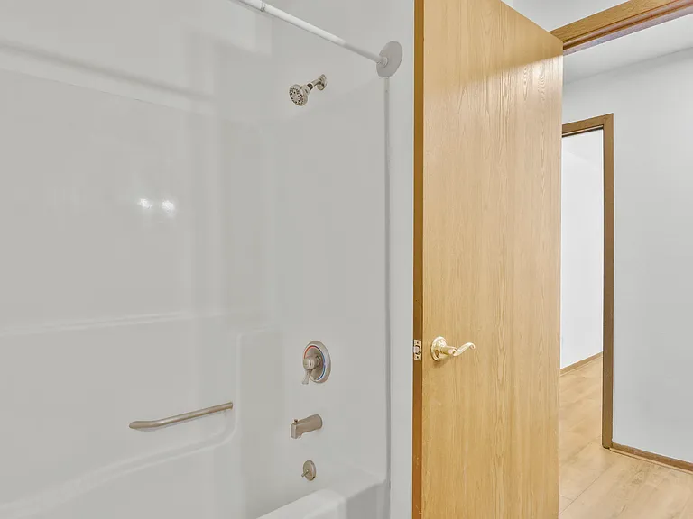 410 Pearl St #1 — Photo 2