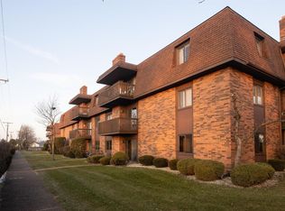 2007 45th St UNIT 103, Highland, IN 46322